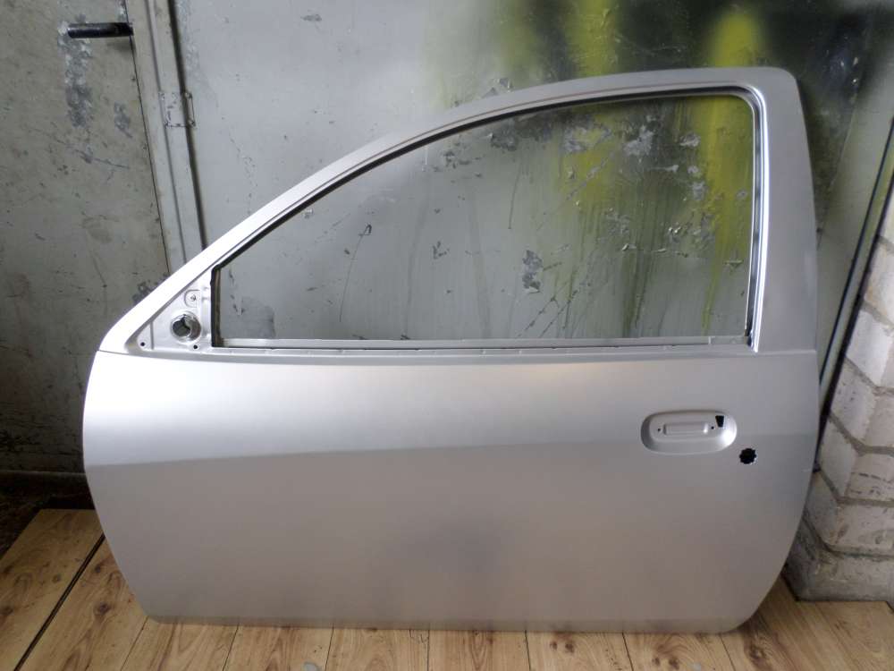 Ford KA 98 T?r links Korpus silber