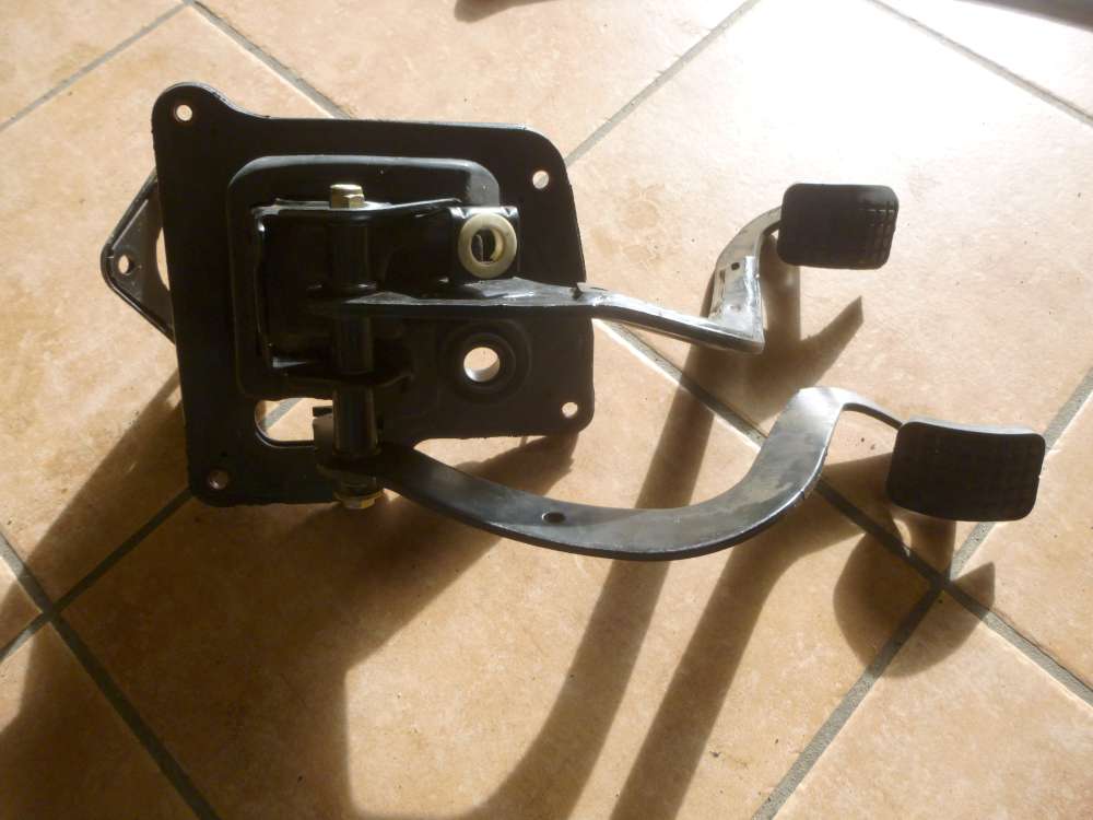 Original Peugeot 106 Pedalerie Pedal 20883D0