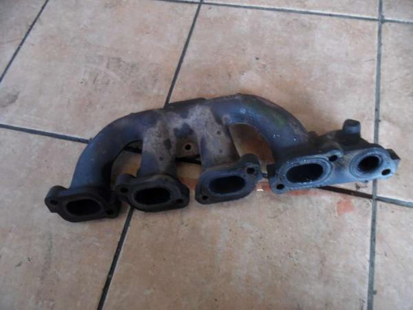 Renault Espace IV 2,2dci Auspuffkrümmer 8200042882