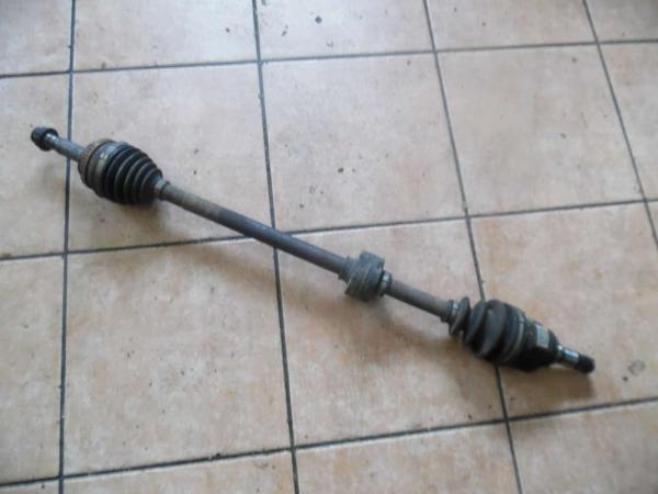 Toyota Yaris Verso Antriebswelle Vorne Rechts