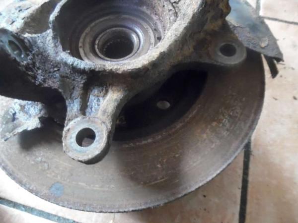 Toyota Yaris Verso Achsschenkel Radnabe Radlager Vorne Links