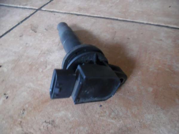Toyota Yaris Verso Zündspule Denso 90919-02240