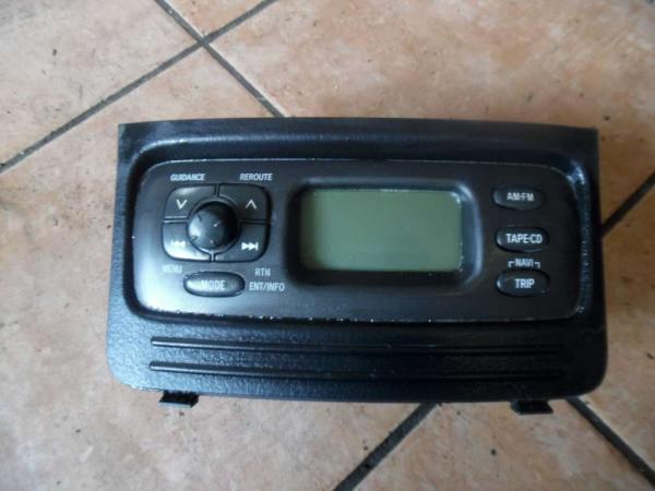 Toyota Yaris Verso Bedienteil Display Radio 86110-52030