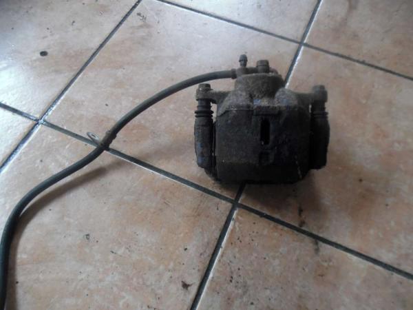 Toyota Yaris Verso Bremssattel Sattel Vorne Rechts