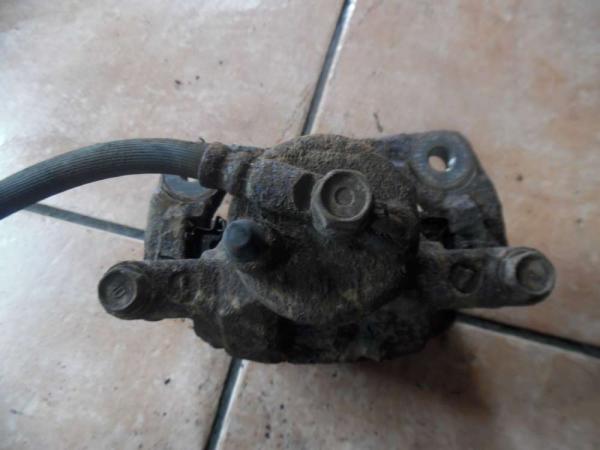 Toyota Yaris Verso Bremssattel Sattel Vorne Rechts