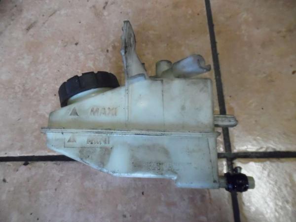 Renault Espace IV Behälter Bremsflüssigkeit 8200021398