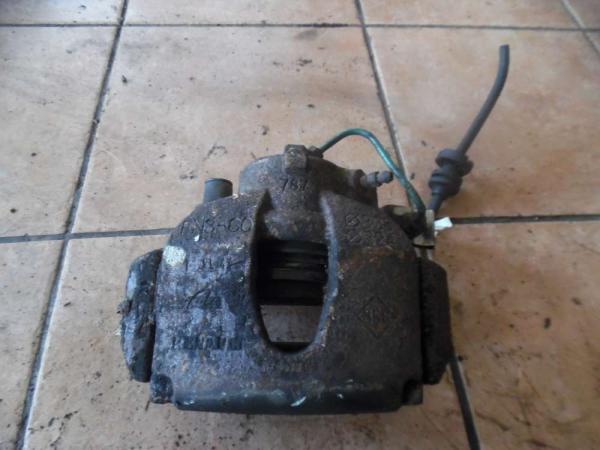 Renault Espace IV Bremssattel Sattel Vorne Links