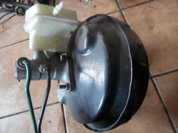 Renault Espace IV Bremskraftverstärker 8200418297