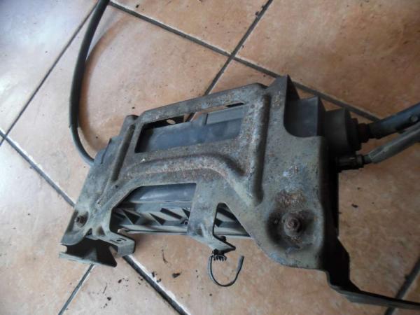 Renault Espace IV Handbremse Feststellbremse 8200418646B