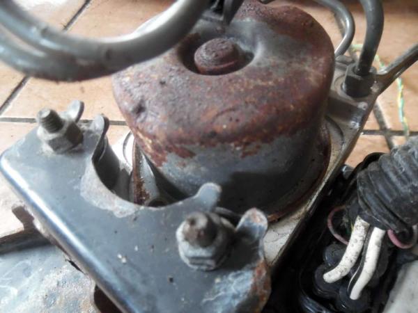 Toyota Yaris Verso ABS Steuergerät Hydraulik 89541-52110