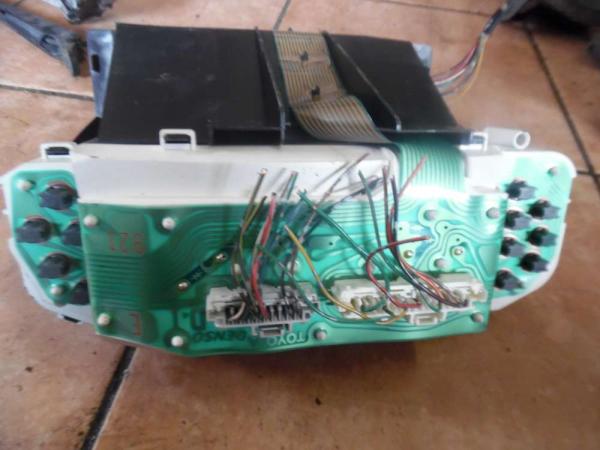 Toyota Yaris Verso Tacho Kombiinstrument 83800-52510