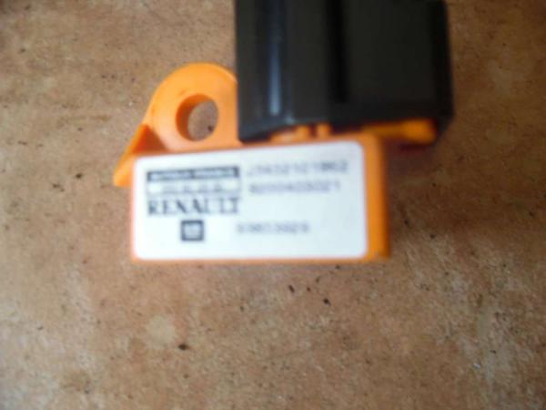Renault Espace IV Crashsensor Aufprallsensor Sensor 8200403021