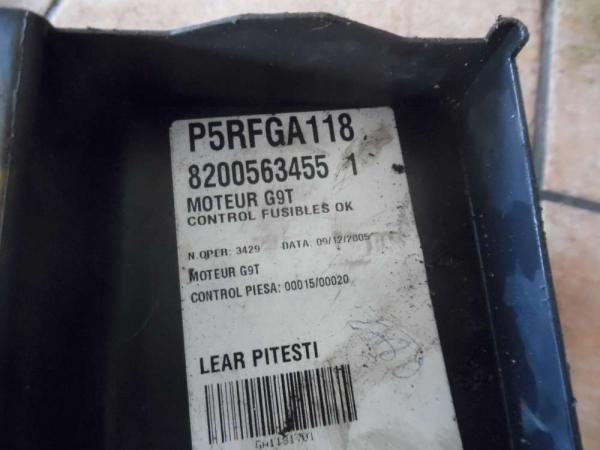 Renault Espace IV Sicherungskasten 8200563455