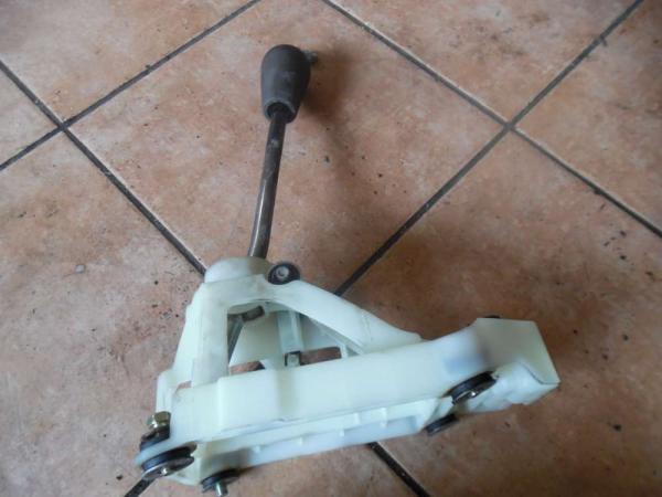 Toyota Yaris Verso Schalthebel