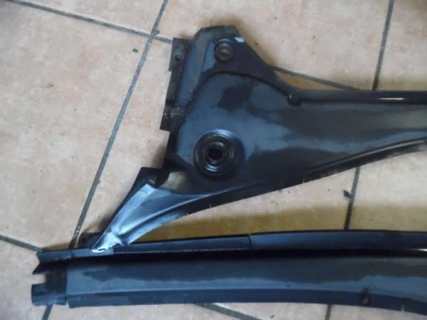 Renault Espace IV Abdeckung Windlauf 8200101055 8200101056