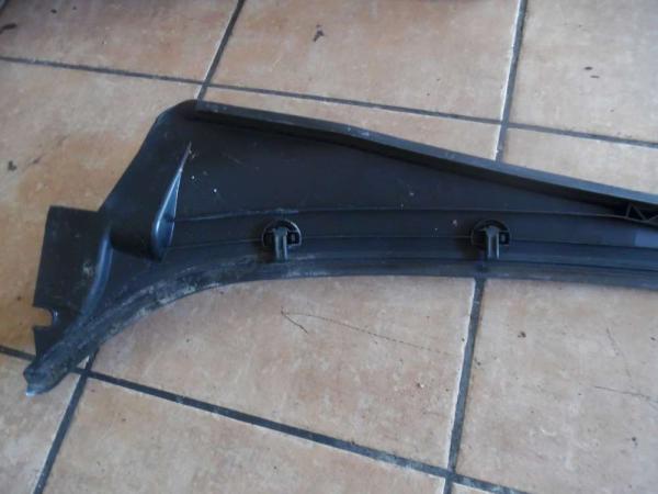 BMW 5er E61 Abdeckung Windlauf Scheibenwischer 7027083