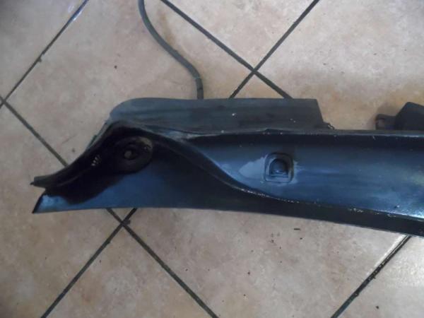 Mercedes-Benz E-Klasse W212 Abdeckung Windlauf A2128300013