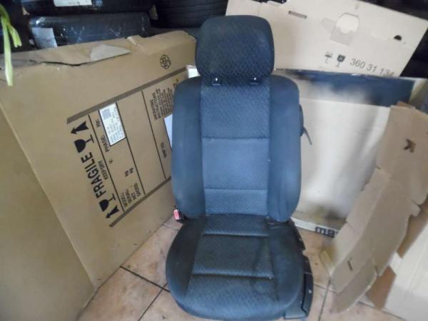 BMW 3er E46 Fahrersitz Sitz Vorne Links Stoff