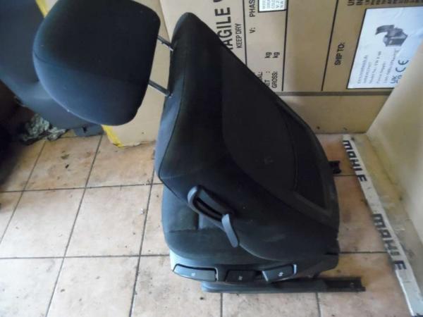 BMW 3er E46 Fahrersitz Sitz Vorne Links Stoff