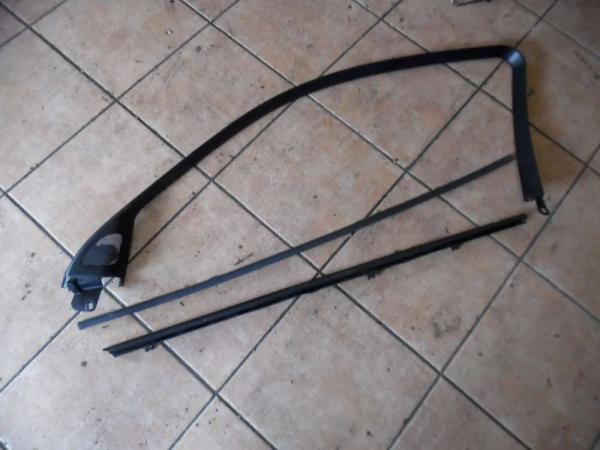 BMW 3er E46 Fensterrahmenverkleidung Fensterleiste 8252456