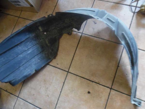 Toyota Yaris Verso Radhausschale Vorne Links 53876-52030