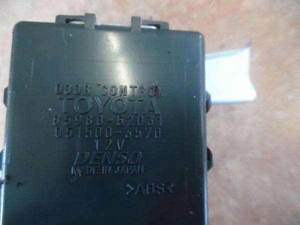 Toyota Yaris Verso Steuergerät Zentralverriegelung 85980-52031