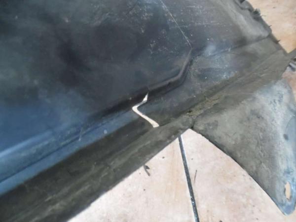 Renault Espace IV Radhausschale Radhaus Vorne Rechts 8200574668