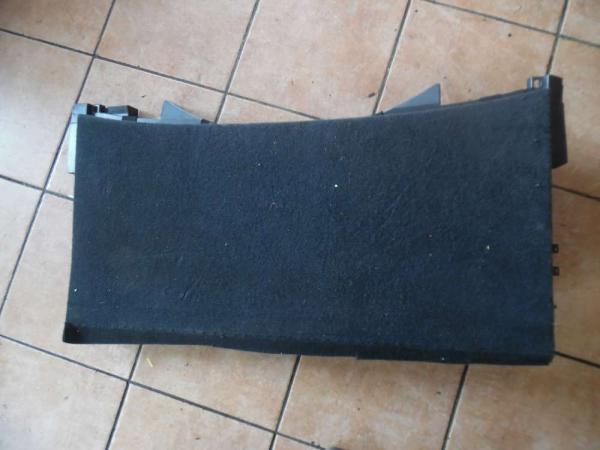 Audi A4 B9 Kombi Kofferraumteppich 8W9861486