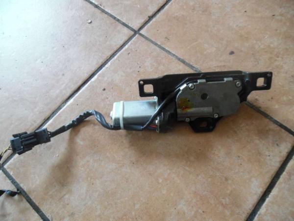 BMW 5er E61 Heck Kofferraum Schloss 489051060