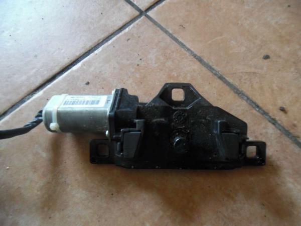 BMW 5er E61 Heck Kofferraum Schloss 489051060