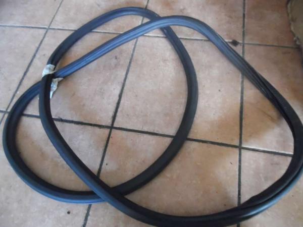 Audi A6 4G Türdichtung Dichtung Vorne Rechts