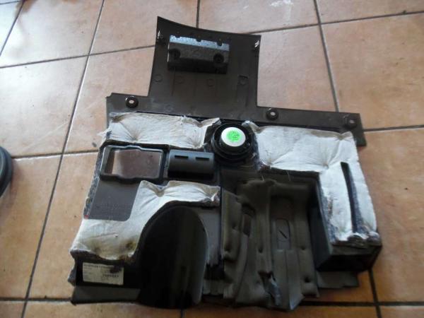 BMW 5er E61 Verkleidung Fußraum Armaturenbrett Links 7063225