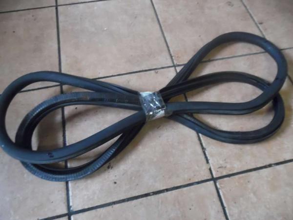 VW Golf VI Türdichtung Dichtung Hinten Rechts 5K6867913
