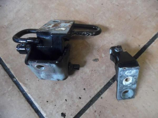 Audi A3 8E Türscharnier Scharnier Vorne Rechts 8E0831412