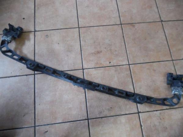 VW Golf VI 5K Stoßstangenhalter Hinten 5K6807863