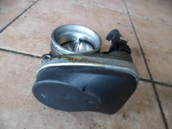 BMW 3er E46 Drosselklappe 1439224
