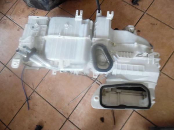 Toyota Yaris Verso Heizungskasten Gebläsekasten 87150-52110