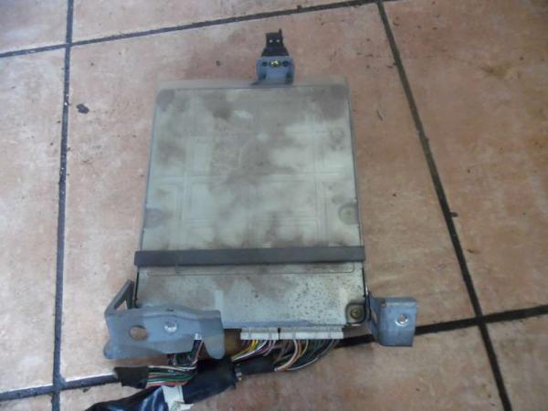 Toyota Yaris Verso Motorsteuergerät 89661-52280