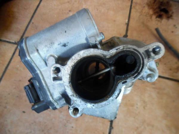 Renault Koleos Y 2,0dci Drosselklappenventil 8200564703