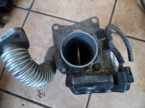 Renault Koleos Y 2,0dci Drosselklappenventil 8200564703