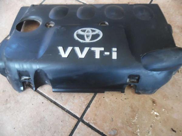 Toyota Yaris Verso Abdeckung Motorabdeckung 11212-21010