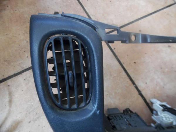 Toyota Yaris Verso Klimabedienteil Heizungsbetätigung 758277