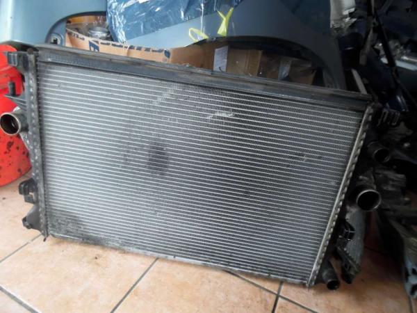 Renault Espace IV Kühler Wasserkühler Kondensator 8200033729