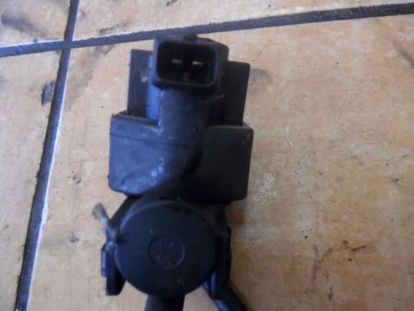 Renault Espace IV 2,2dci Magnetventil Unterdruckventil