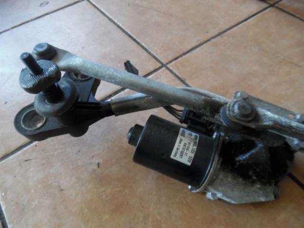 BMW 5er E61 Wischermotor Wischergestänge Vorne 7193995