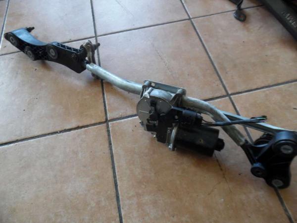 BMW 5er E61 Wischermotor Wischergestänge Vorne 7193995