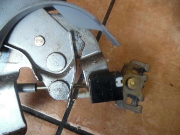 Toyota Yaris Verso Handbremsgriff Griff