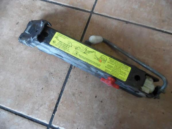 BMW E46 Wagenheber 1095406
