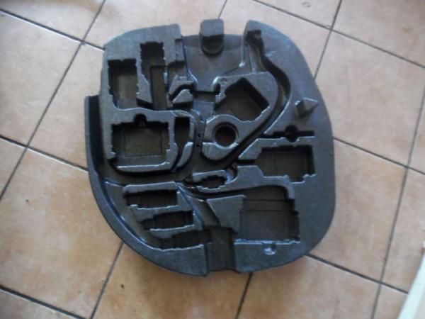 BMW 5er E61 Geräteaufnahme Unterteil Bordwerkzeug 6916988