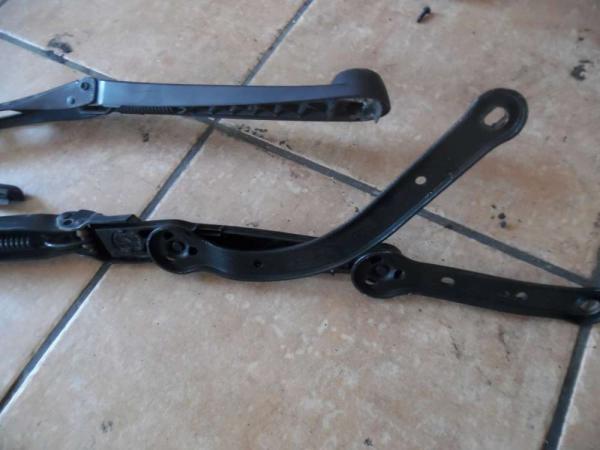 BMW 5er E61 Scheibenwischerarm Vorne